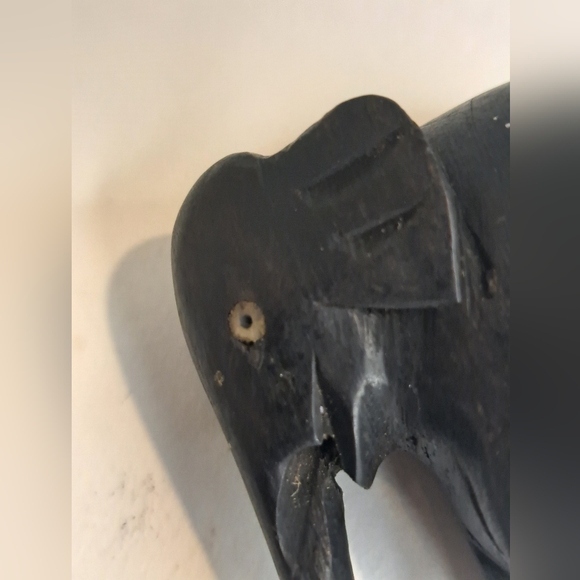 Antique Vintage Black Wood Ebony Decorative Elephant Figurine. Tusks removed. - Picture 6 of 6